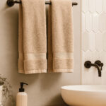 Egiptietški rankšluosčiai Sand smėlio spalvos Egiptietiški rankšluosčiai Sand šviesiai rudos spalvos