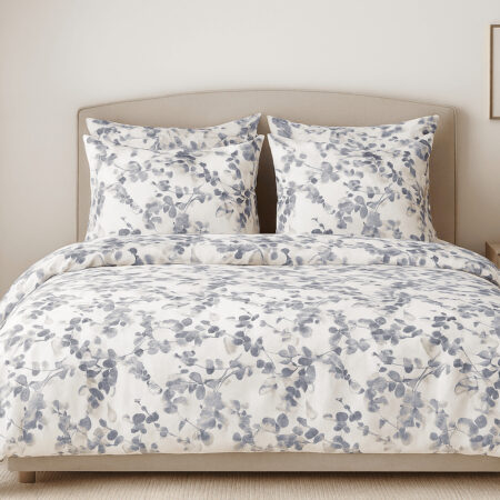 Eucalyptus Blue premium satino patalynės komplektas su mėlynais lapeliais