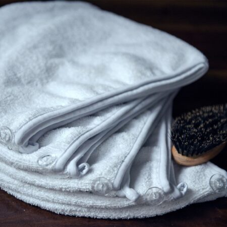 Baltas medvilninis turbanas plaukams